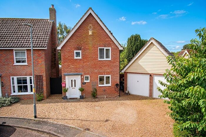 3 Bedroom Detached House For Sale In Muir Drive, Hingham, Norwich, NR9