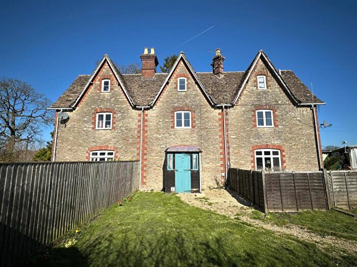 2 Bedroom Terraced House For Sale In Hill Corner Road, Chippenham, SN15