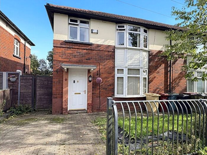 3 Bedroom Semi-detached House For Sale In Pimlott Road, Bolton, BL1