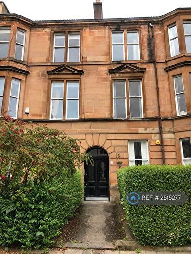 3 Bedroom Flat To Rent In Holyrood Crescent, Glasgow, G20