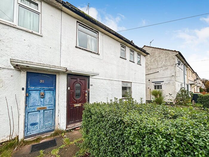 3 Bedroom Semi Detached House For Sale In Kipling Road Northfield, Birmingham, B30