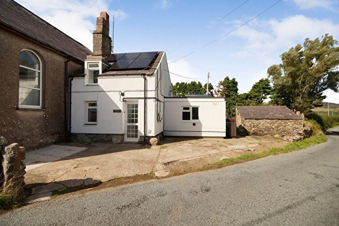 3 Bedroom Semi Detached House For Sale In Sardis, Pencaenewydd Pwllheli, Gwynedd, LL53