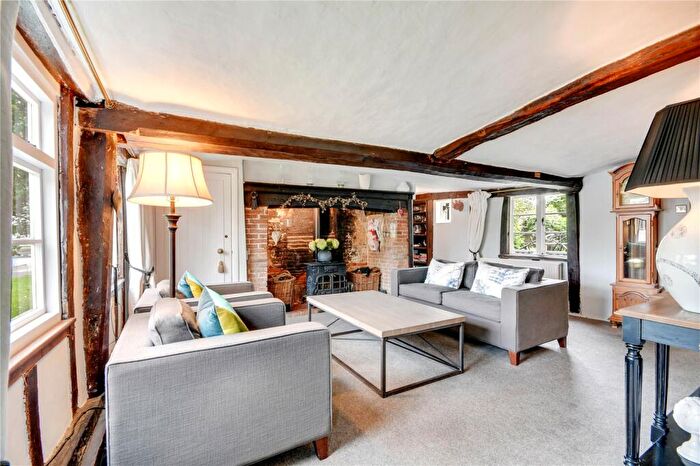 5 Bedroom Detached House For Sale In Braintree Road, Felsted, Dunmow, Essex, CM6