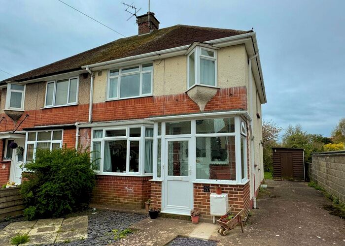 3 Bedroom Semi-Detached House To Rent In Marlowe Road, Worthing, BN14