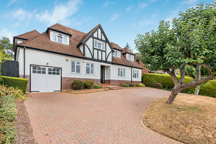 4 Bedroom Detached House For Sale In Millfield, Berkhamsted, Hertfordshire, HP4