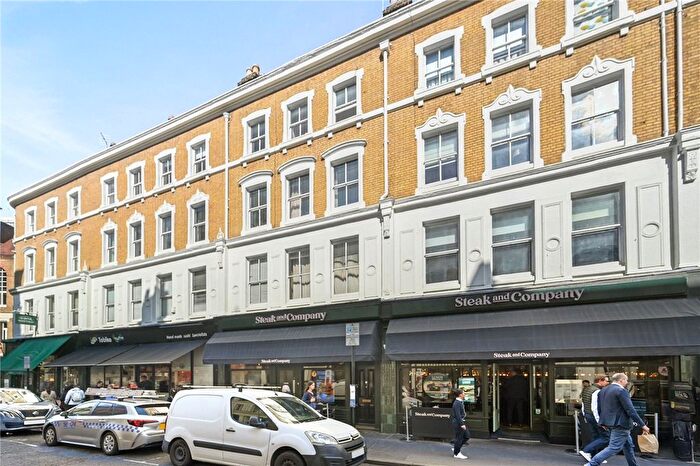 2 Bedroom Flat For Sale In Garrick Street, London, WC2E