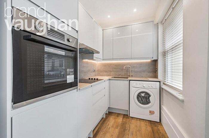 1 Bedroom Flat To Rent In Cavendish Place, Brighton, East Sussex, BN1