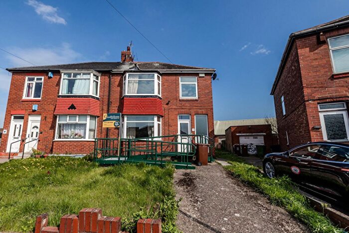5 Bedroom Semi-Detached House For Sale In Redcar Road, North Heaton, Newcastle Upon Tyne, NE6