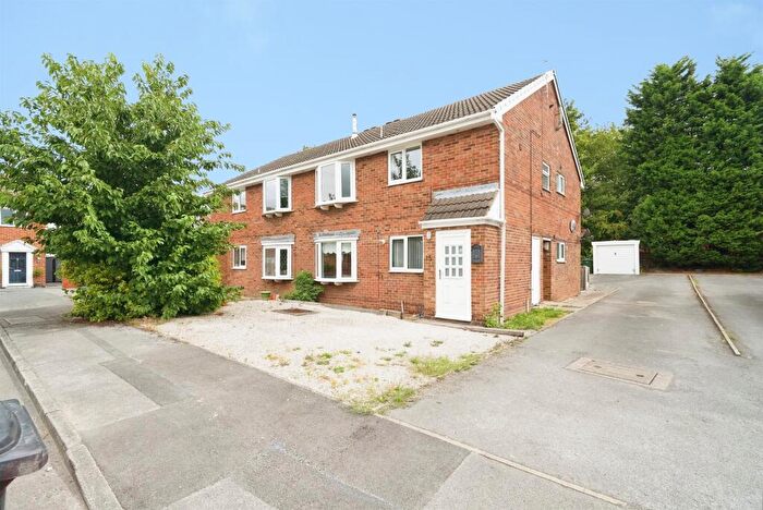 2 Bedroom Apartment For Sale In Cranford Gardens, Royston, Barnsley, S71