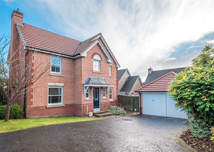 4 Bedroom Detached House To Rent In East Craigs Rigg, Edinburgh, EH12