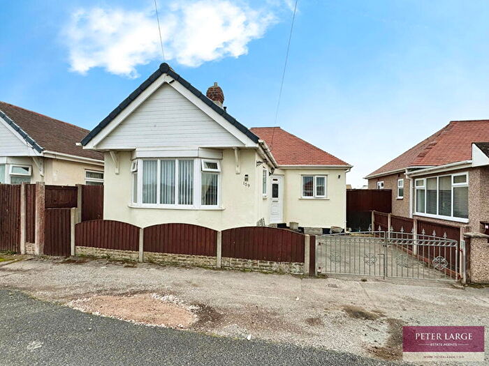 3 Bedroom Detached Bungalow For Sale In Foryd Road, Kinmel Bay, Conwy, LL18