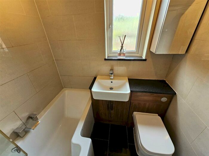 2 Bedroom End Of Terrace House To Rent In Albert Crescent, Coventry, West Midlands, CV6