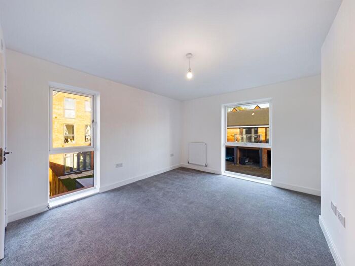 2 Bedroom Coach House To Rent In Bordon, GU35