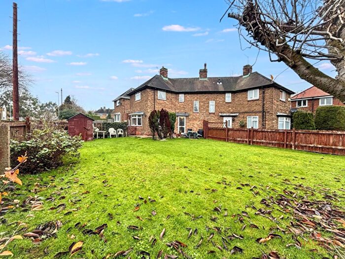 2 Bedroom Property For Sale In The Parkway, Cottingham, HU16