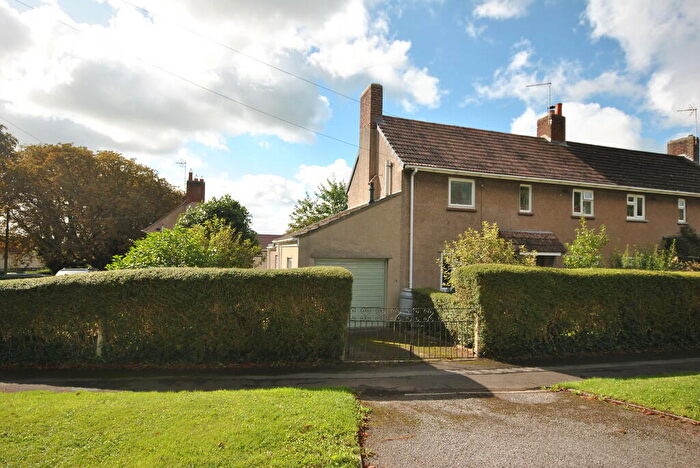 3 Bedroom Semi-Detached House To Rent In Chestnut Avenue, Axbridge, BS26