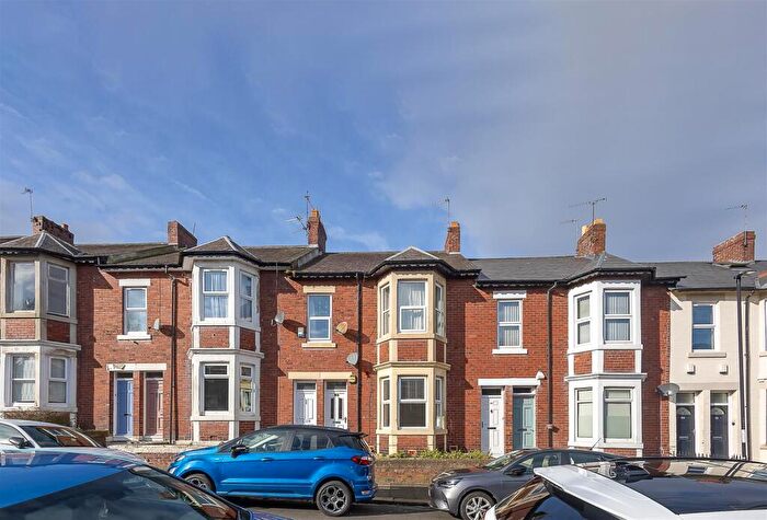 2 Bedroom Flat To Rent In Audley Road, South Gosforth, Newcastle Upon Tyne, NE3