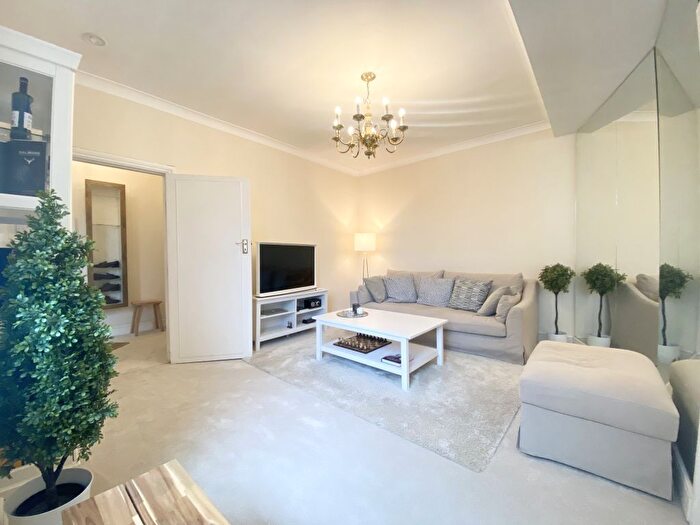 1 Bedroom Flat To Rent In Stone House, Weymouth Street, London, W1W