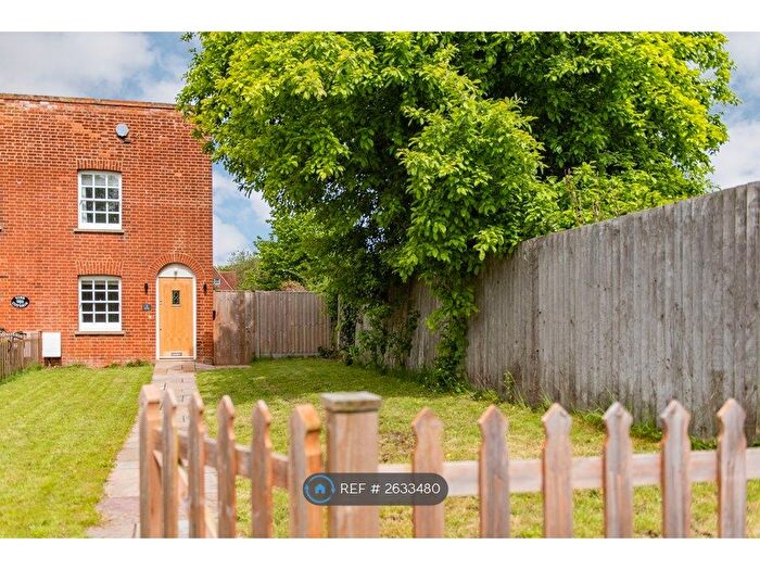 2 Bedroom Semi-detached House To Rent In Vine Cottage, Patrixbourne, Canterbury, CT4