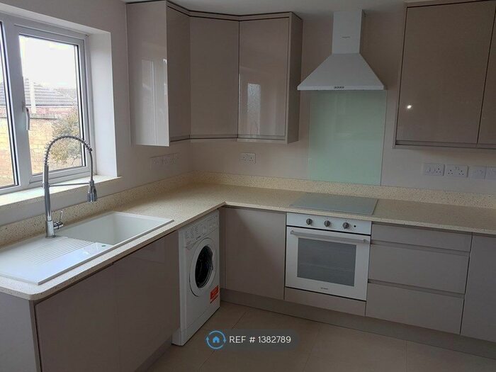 2 Bedroom Semi-Detached House To Rent In Derwent Rise, Flitwick, Bedford, MK45