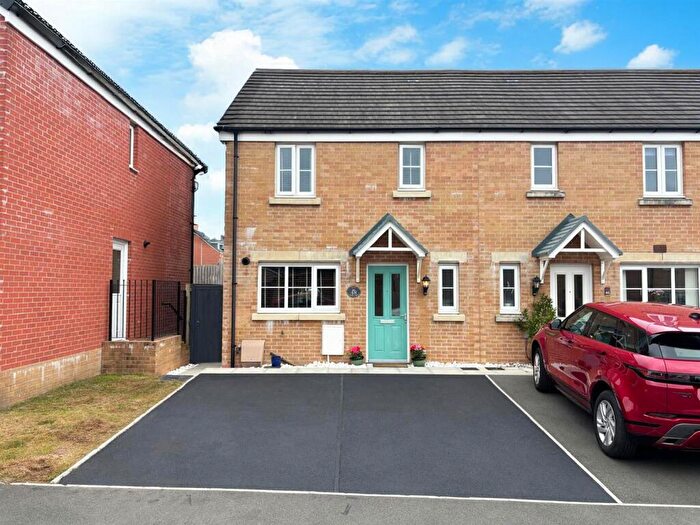 3 Bedroom End Of Terrace House For Sale In Maes Y Glo, Llanelli, SA14