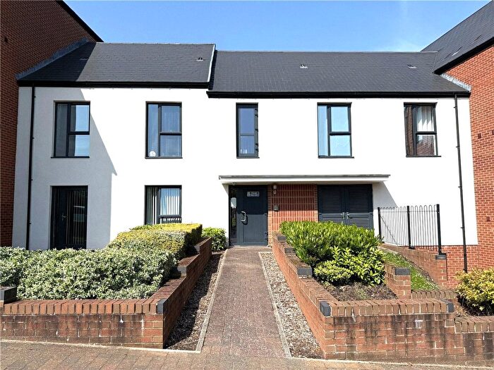1 Bedroom Flat For Sale In Parkside Crescent, Ketley, Telford, Shropshire, TF1
