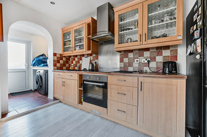 2 Bedroom Semi-Detached House For Sale In Coe Avenue, London, SE25