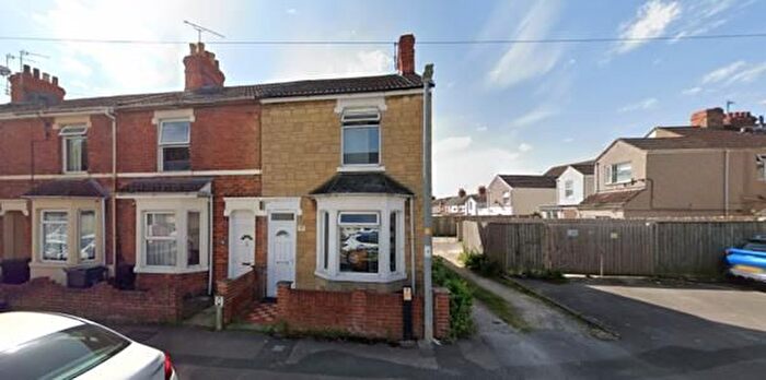 2 Bedroom Property To Rent In Kembrey Street, Swindon, SN2