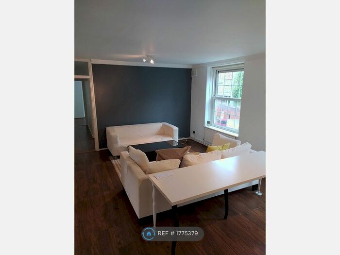 2 Bedroom Flat To Rent In Vauxhall Street, London, SE11