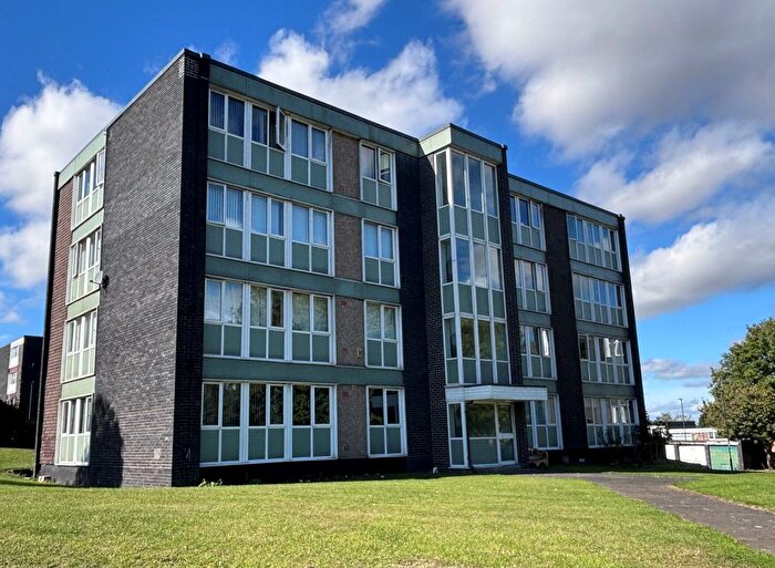4 Bedroom Flat To Rent In St. Keverne Square, Newcastle Upon Tyne, NE5