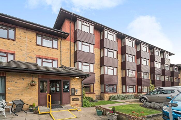 Studio For Sale In Red Lodge Road, West Wickham, Kent, BR4