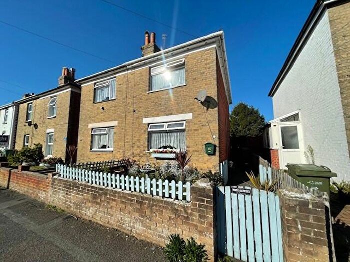 3 Bedroom House To Rent In Mount Street, Ryde, PO33