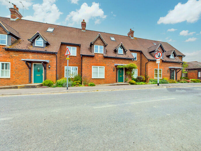 5 Bedroom Terraced House To Rent In Barnes Wallis Avenue, Christs Hospital, RH13