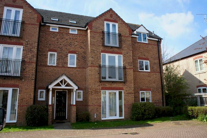 2 Bedroom Flat To Rent In Sovereign Place, Peterborough, PE3