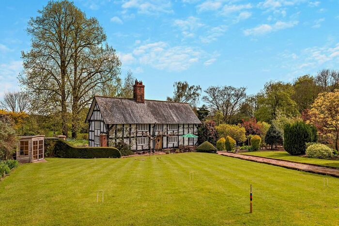 3 Bedroom Detached House For Sale In Stone House Lane, Peckforton, Tarporley, Cheshire, CW6