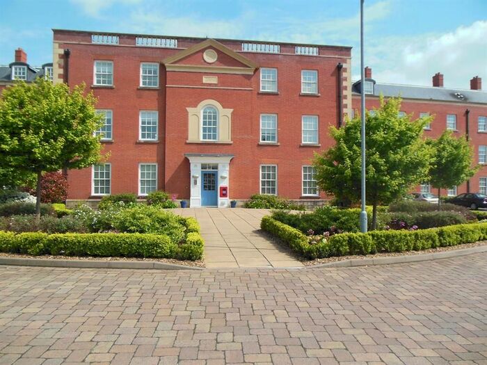 2 Bedroom Flat To Rent In Boathouse Field, Lichfield, WS13