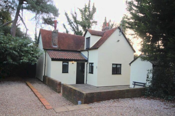 3 Bedroom Detached House To Rent In Warley Road, Great Warley, Brentwood CM13