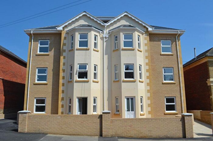 2 Bedroom Apartment To Rent In Atherley Road, Shanklin, PO37