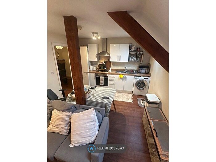 1 Bedroom Flat To Rent In New Central Building, Nottingham, NG10