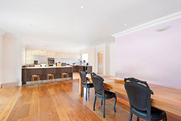 5 Bedroom Property To Rent In Heath Mead, London, SW19