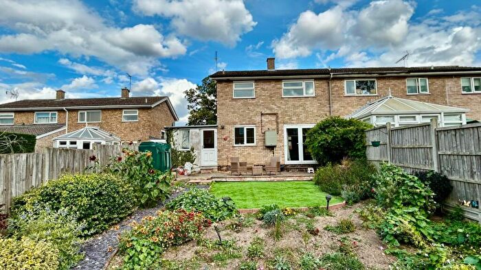 3 Bedroom Semi Detached House For Sale In Lamble Close, Beck Row, IP28