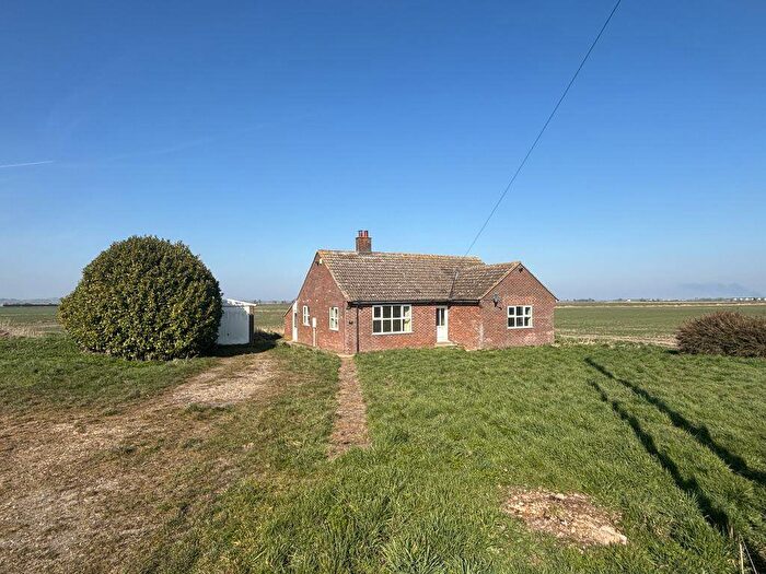 3 Bedroom Bungalow To Rent In Fodderdyke Bank, New Leake, PE22