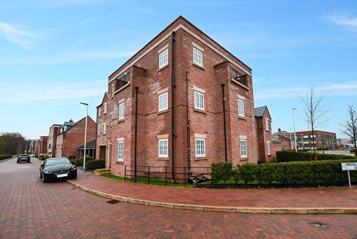 2 Bedroom Penthouse To Rent In Biggleswade Drive, Runcorn, WA7
