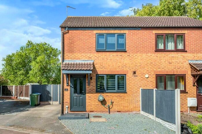 2 Bedroom Semi-Detached House To Rent In Poulter View, Retford, Nottinghamshire, DN22