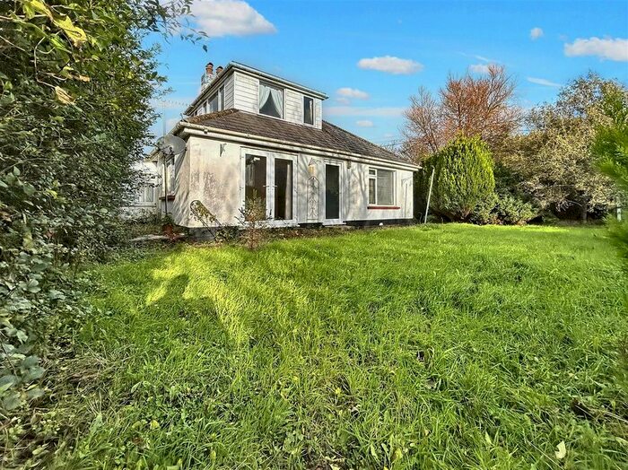 5 Bedroom Bungalow For Sale In Main Road, Ashton, Helston, TR13