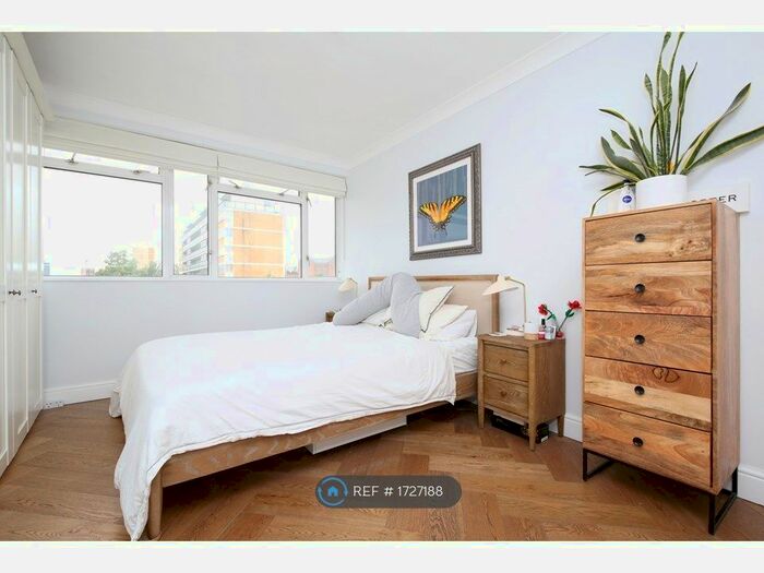 3 Bedroom Flat To Rent In Littleton House, London, SW1V