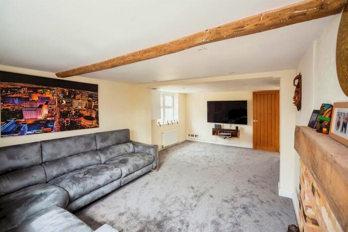 4 Bedroom Detached House For Sale In Plough Wents Road, Chart Sutton, Maidstone, ME17