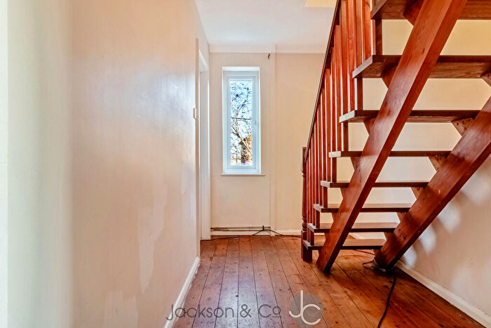 5 Bedroom Barn Conversion To Rent In De Vere Lane, Wivenhoe, CO7