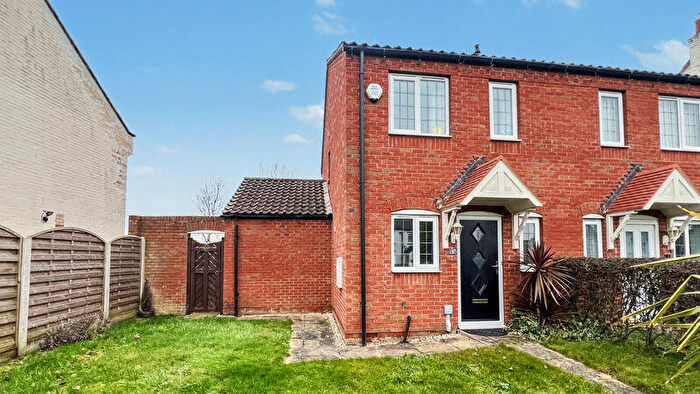 2 Bedroom Semi-Detached House For Sale In The Old Moorings, Eastoft, DN17