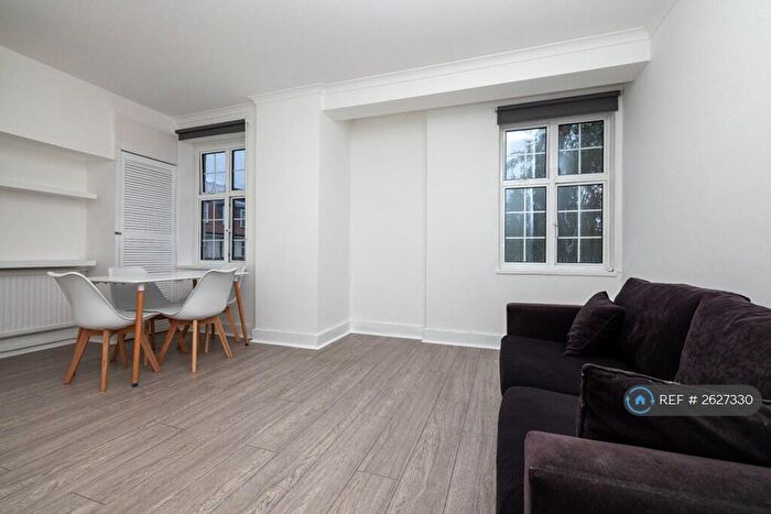2 Bedroom Flat To Rent In Windsor House, London, N1