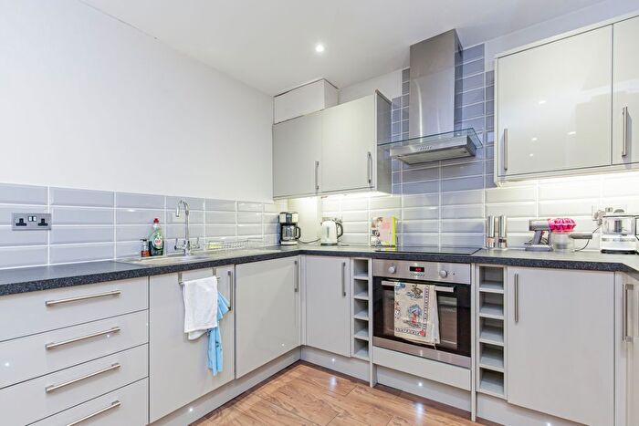 2 Bedroom Semi-Detached House To Rent In Chapel Street, Bicester, OX26